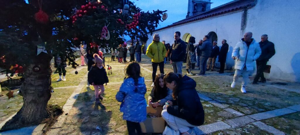 todos2-1024x461 🎄 Encuentro de Navidad 2025